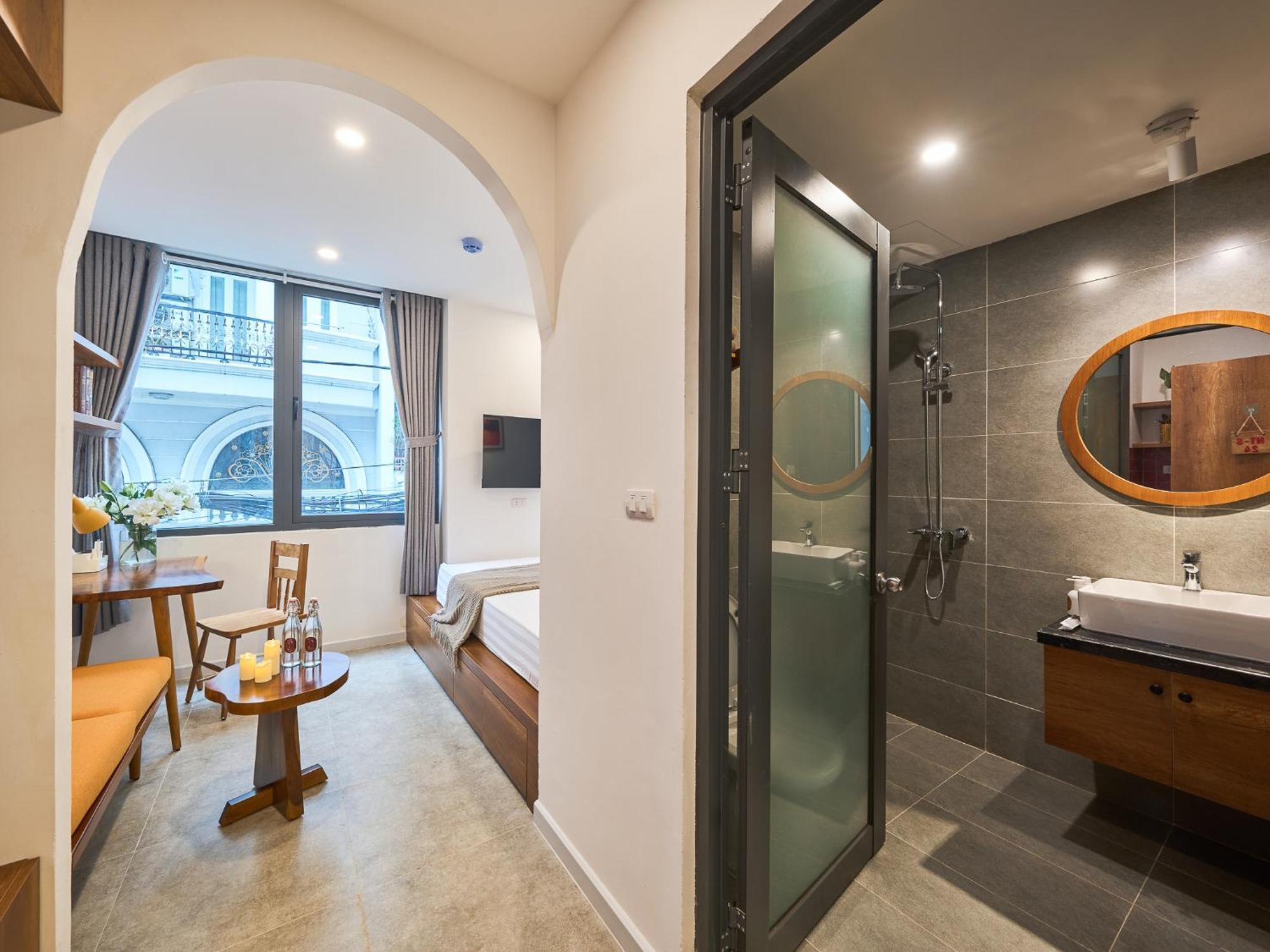 Paradox Saigon Centre-streetview-near Nguyen Hue-100m2 Rooftop Pool Hô Chi Minh-Ville